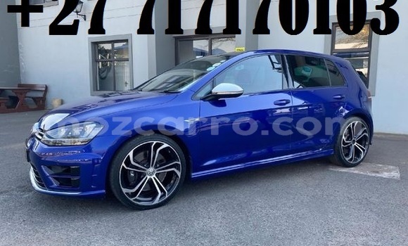 Buy Used Volkswagen Golf R Blue Car in Maputo in Maputo