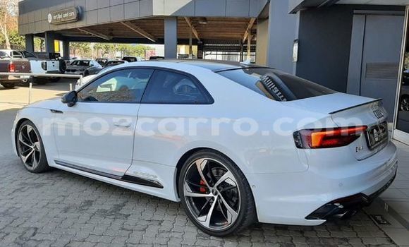 Comprar Usado Audi RS5 Branco Carro em Maputo em Maputo Comprar Usado Audi RS5 Branco Carro em Maputo em Maputo