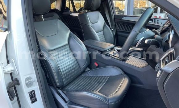 Comprar Usado Mercedes-Benz GLC 250D Branco Carro em Maputo em Maputo Comprar Usado Mercedes-Benz GLC 250D Branco Carro em Maputo em Maputo