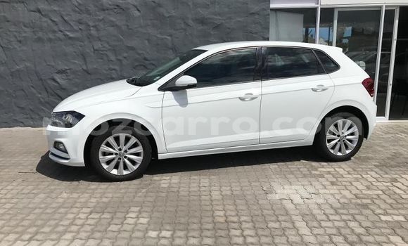 Buy Used Volkswagen Polo White Car in Maputo in Maputo Buy Used Volkswagen Polo White Car in Maputo in Maputo