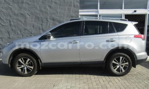 Tenga Tsaru Toyota RAV4 Sirivha Mota in Maputo in Maputo Tenga Tsaru Toyota RAV4 Sirivha Mota in Maputo in Maputo