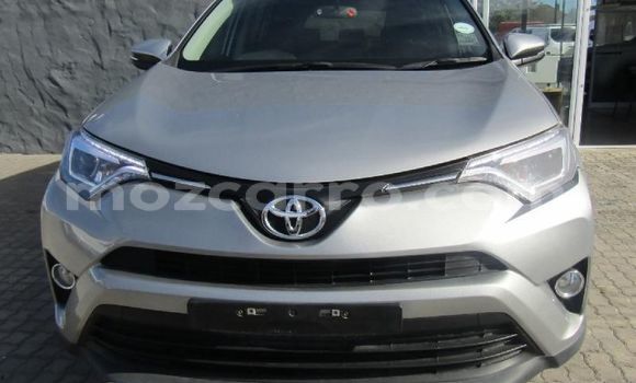 Tenga Tsaru Toyota RAV4 Sirivha Mota in Maputo in Maputo Tenga Tsaru Toyota RAV4 Sirivha Mota in Maputo in Maputo