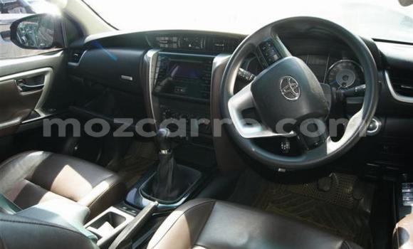 Comprar Usado Toyota Fortuner Castanho Carro em Maputo em Maputo Comprar Usado Toyota Fortuner Castanho Carro em Maputo em Maputo