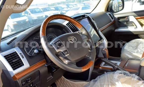 Comprar Importar Toyota Land Cruiser De outros Carro em Import - Dubai em Cabo Delgado Comprar Importar Toyota Land Cruiser De outros Carro em Import - Dubai em Cabo Delgado