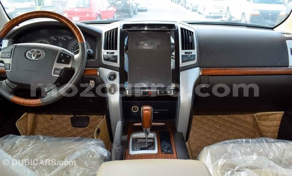 Comprar Importar Toyota Land Cruiser De outros Carro em Import - Dubai em Cabo Delgado Comprar Importar Toyota Land Cruiser De outros Carro em Import - Dubai em Cabo Delgado