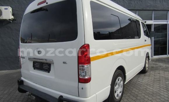 Comprar Usado Toyota Grand HiAce Branco Carro em Maputo em Maputo Comprar Usado Toyota Grand HiAce Branco Carro em Maputo em Maputo