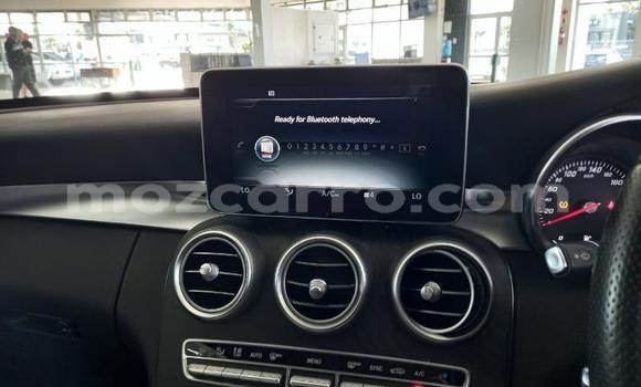 Comprar Usado Mercedes-Benz E-Classe Branco Carro em Maputo em Maputo Comprar Usado Mercedes-Benz E-Classe Branco Carro em Maputo em Maputo