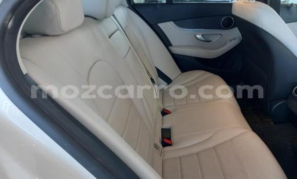 Comprar Usado Mercedes-Benz E-Classe Branco Carro em Maputo em Maputo Comprar Usado Mercedes-Benz E-Classe Branco Carro em Maputo em Maputo