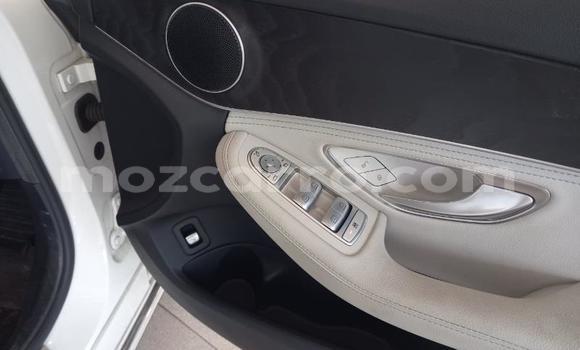 Comprar Usado Mercedes-Benz E-Classe Branco Carro em Maputo em Maputo Comprar Usado Mercedes-Benz E-Classe Branco Carro em Maputo em Maputo