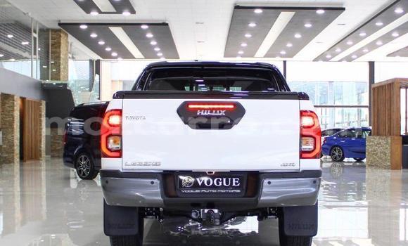 Comprar Usado Toyota Hilux Branco Carro em Maputo em Maputo Comprar Usado Toyota Hilux Branco Carro em Maputo em Maputo