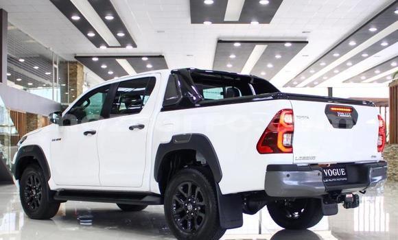 Comprar Usado Toyota Hilux Branco Carro em Maputo em Maputo Comprar Usado Toyota Hilux Branco Carro em Maputo em Maputo