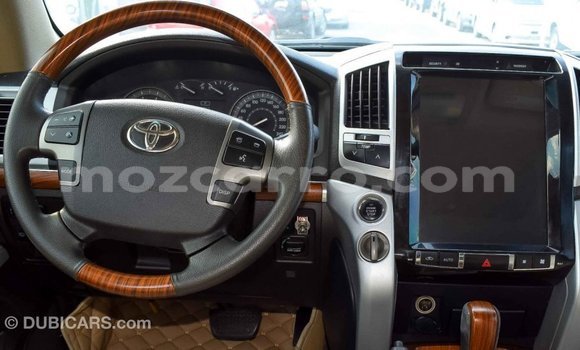 Comprar Importar Toyota Land Cruiser De outros Carro em Import - Dubai em Cabo Delgado Comprar Importar Toyota Land Cruiser De outros Carro em Import - Dubai em Cabo Delgado