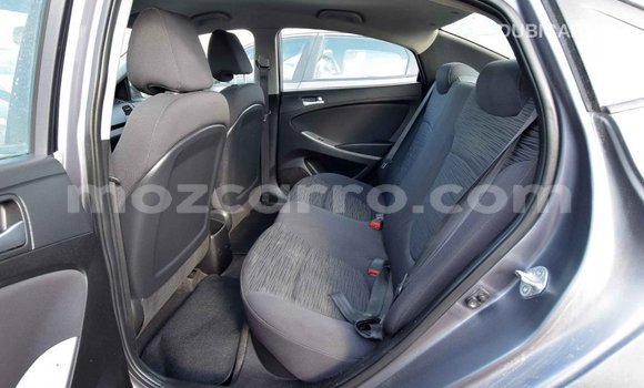 Comprar Importar Hyundai Accent De outros Carro em Import - Dubai em Cabo Delgado Comprar Importar Hyundai Accent De outros Carro em Import - Dubai em Cabo Delgado