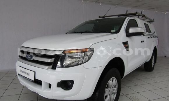 Nunua Ilio tumika Ford Ranger Nyeupe Gari ndani ya Maputo nchini Maputo