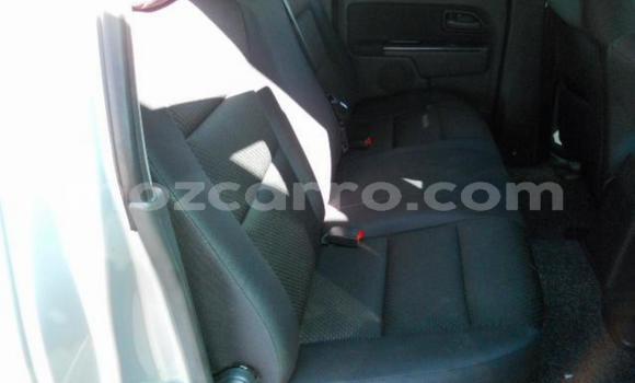 Comprar Usado Isuzu KB Prata Carro em Maputo em Maputo Comprar Usado Isuzu KB Prata Carro em Maputo em Maputo