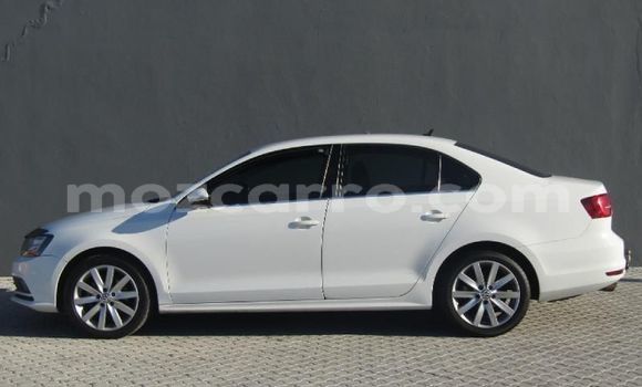 Buy Used Volkswagen Jetta White Car in Búzi in Sofala Buy Used Volkswagen Jetta White Car in Búzi in Sofala