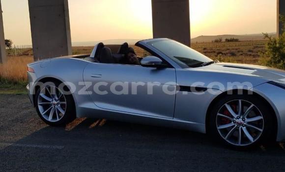 Comprar Usado Jaguar F-Pace Branco Carro em Maputo em Maputo Comprar Usado Jaguar F-Pace Branco Carro em Maputo em Maputo