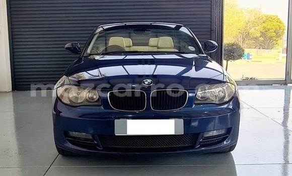 Comprar Usado BMW 1-Series Azul Carro em Maputo em Maputo Comprar Usado BMW 1-Series Azul Carro em Maputo em Maputo