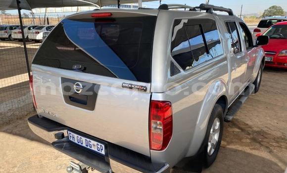 Comprar Usado Nissan Navara Verde Carro em Maputo em Maputo Comprar Usado Nissan Navara Verde Carro em Maputo em Maputo