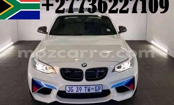 Nunua Ilio tumika BMW M2 Nyeupe Gari ndani ya Maputo nchini Maputo