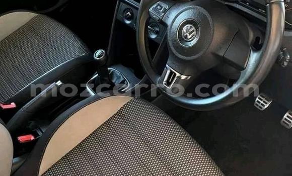 Nunua Ilio tumika Volkswagen Polo Fedha Gari ndani ya Maputo nchini Maputo Nunua Ilio tumika Volkswagen Polo Fedha Gari ndani ya Maputo nchini Maputo