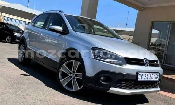 Nunua Ilio tumika Volkswagen Polo Fedha Gari ndani ya Maputo nchini Maputo Nunua Ilio tumika Volkswagen Polo Fedha Gari ndani ya Maputo nchini Maputo