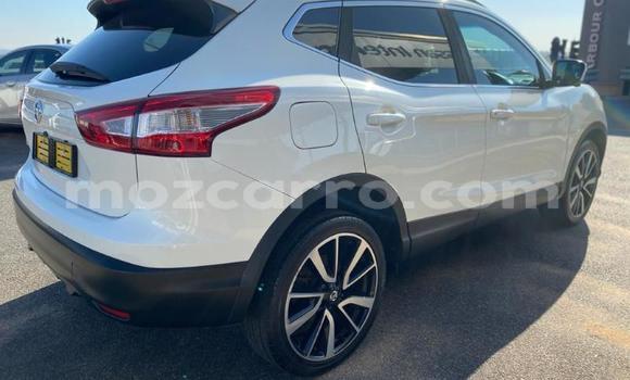 Buy Used Nissan Qashqai White Car in Maputo in Maputo Buy Used Nissan Qashqai White Car in Maputo in Maputo