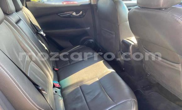 Buy Used Nissan Qashqai White Car in Maputo in Maputo Buy Used Nissan Qashqai White Car in Maputo in Maputo