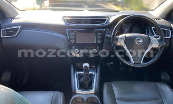 Buy Used Nissan Qashqai White Car in Maputo in Maputo Buy Used Nissan Qashqai White Car in Maputo in Maputo