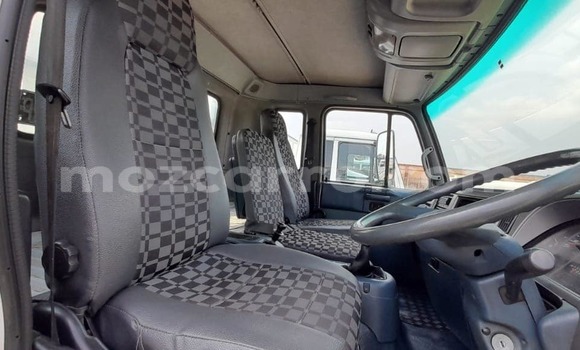 Comprar Usado Nissan UD Branco Caminhão em Maputo em Maputo Comprar Usado Nissan UD Branco Caminhão em Maputo em Maputo