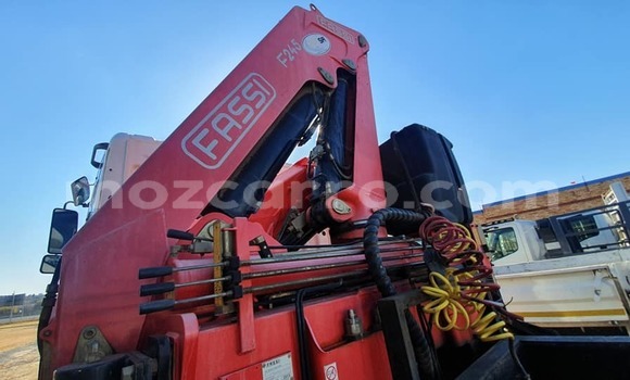 Comprar Usado Mitsubishi Canter Branco Caminhão em Maputo em Maputo Comprar Usado Mitsubishi Canter Branco Caminhão em Maputo em Maputo