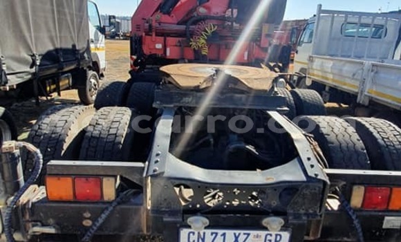 Comprar Usado Mitsubishi Canter Branco Caminhão em Maputo em Maputo Comprar Usado Mitsubishi Canter Branco Caminhão em Maputo em Maputo