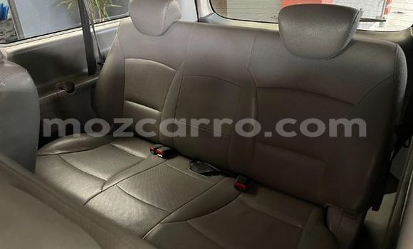 Comprar Usado Hyundai H1 Branco Carro em Maputo em Maputo Comprar Usado Hyundai H1 Branco Carro em Maputo em Maputo