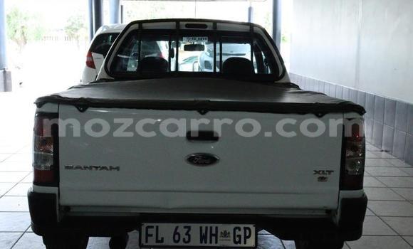 Comprar Usado Ford Consul Branco Carro em Maputo em Maputo Comprar Usado Ford Consul Branco Carro em Maputo em Maputo