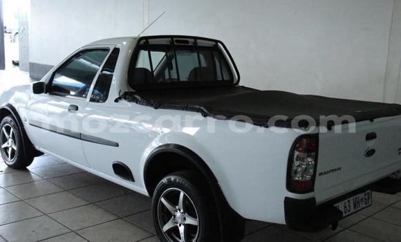 Comprar Usado Ford Consul Branco Carro em Maputo em Maputo Comprar Usado Ford Consul Branco Carro em Maputo em Maputo