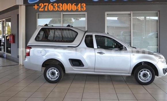 Tenga Tsaru Chevrolet Corsa Sirivha Mota in Maputo in Maputo