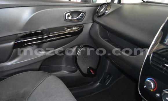 Tenga Tsaru Renault Clio Chena Mota in Maputo in Maputo Tenga Tsaru Renault Clio Chena Mota in Maputo in Maputo