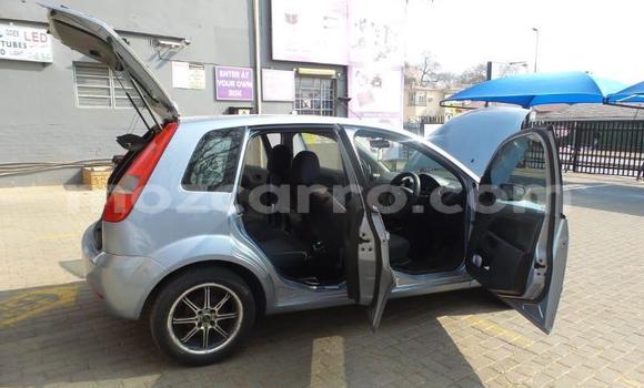 Tenga Tsaru Ford Fiesta Sirivha Mota in Maputo in Maputo Tenga Tsaru Ford Fiesta Sirivha Mota in Maputo in Maputo