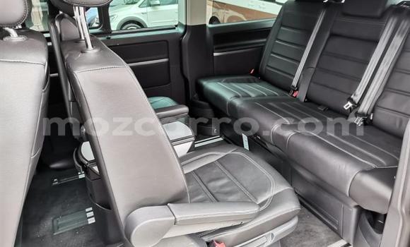 Comprar Usado Volkswagen Caravelle Azul Carro em Maputo em Maputo Comprar Usado Volkswagen Caravelle Azul Carro em Maputo em Maputo