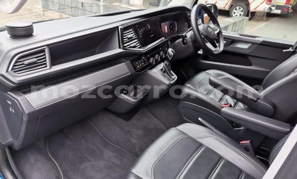 Comprar Usado Volkswagen Caravelle Azul Carro em Maputo em Maputo Comprar Usado Volkswagen Caravelle Azul Carro em Maputo em Maputo