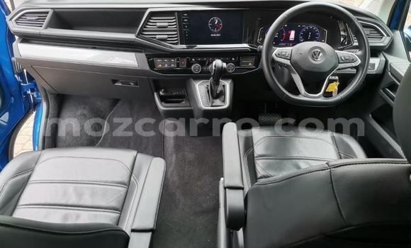 Comprar Usado Volkswagen Caravelle Azul Carro em Maputo em Maputo Comprar Usado Volkswagen Caravelle Azul Carro em Maputo em Maputo