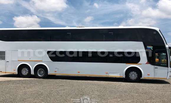 Comprar Usado Volvo F4 Branco Caminhão em Maputo em Maputo Comprar Usado Volvo F4 Branco Caminhão em Maputo em Maputo