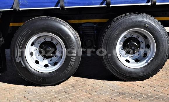 Comprar Usado Mitsubishi Van Branco Caminhão em Maputo em Maputo Comprar Usado Mitsubishi Van Branco Caminhão em Maputo em Maputo