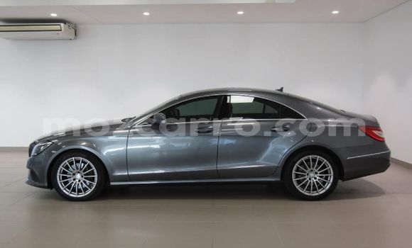 Comprar Usado Mercedes‒Benz CLS-klasse Prata Carro em Maputo em Maputo Comprar Usado Mercedes‒Benz CLS-klasse Prata Carro em Maputo em Maputo