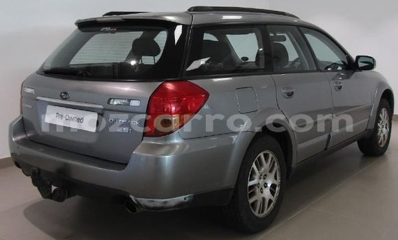 Nunua Ilio tumika Subaru Outback Fedha Gari ndani ya Beira nchini Sofala Nunua Ilio tumika Subaru Outback Fedha Gari ndani ya Beira nchini Sofala
