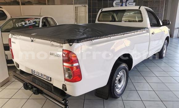 Comprar Usado Toyota Hilux Branco Carro em Maputo em Maputo Comprar Usado Toyota Hilux Branco Carro em Maputo em Maputo