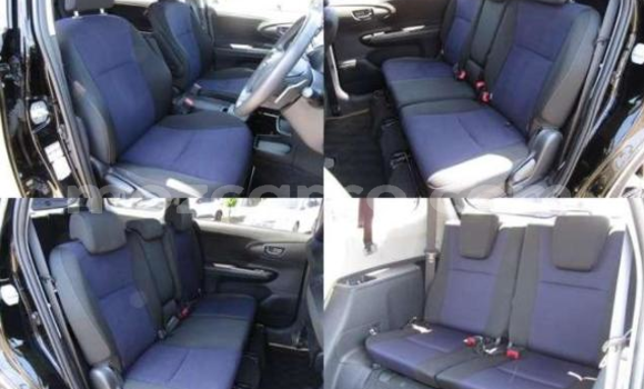 Comprar Usado Toyota Wish Preto Carro em Maputo em Maputo Comprar Usado Toyota Wish Preto Carro em Maputo em Maputo