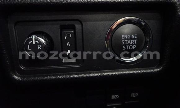 Buy Used Toyota Land Cruiser Prado White Car in Maputo in Maputo Buy Used Toyota Land Cruiser Prado White Car in Maputo in Maputo