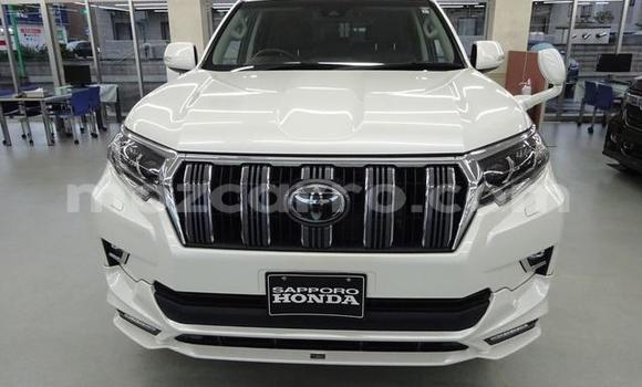 Buy Used Toyota Land Cruiser Prado White Car in Maputo in Maputo Buy Used Toyota Land Cruiser Prado White Car in Maputo in Maputo
