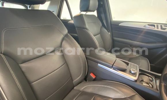 Buy Used Mercedes‒Benz ML-Class White Car in Maputo in Maputo Buy Used Mercedes‒Benz ML-Class White Car in Maputo in Maputo